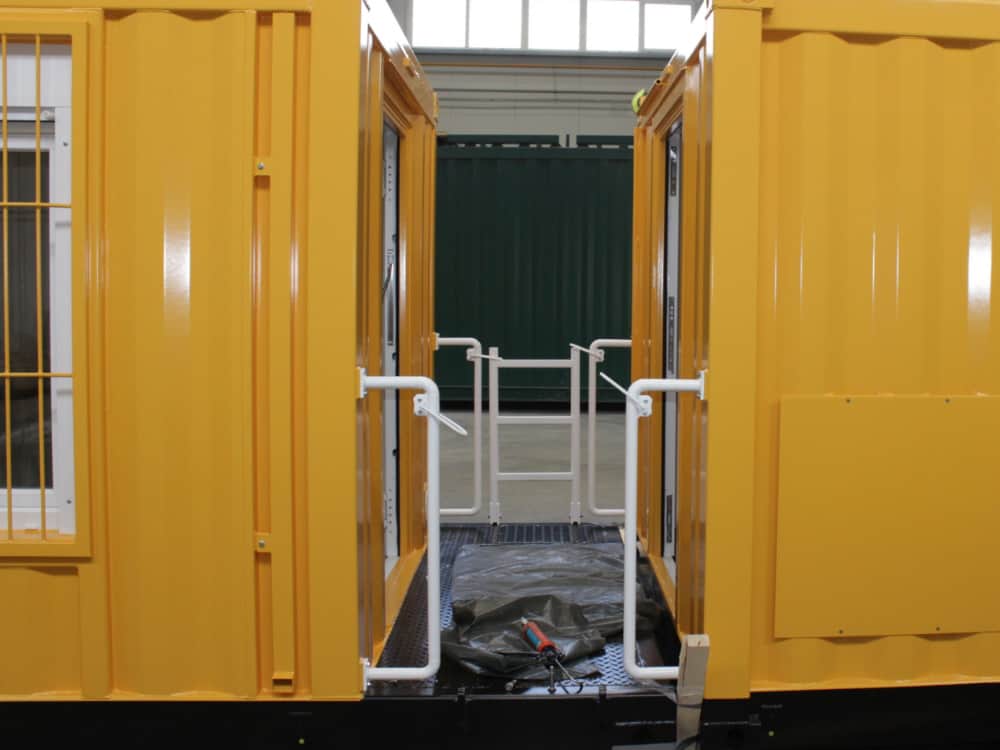 ABS intec - Technikcontainer bahn reperaturwagen4 - Planung & Engineering