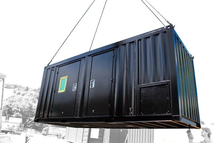 ABS intec - Technikcontainer Aggregatcontainer Trennwand Rechteckoeffnung Personaltueren - Industrieanlagencontainer